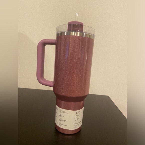 Stanley Tumbler - Picture 2 of 2